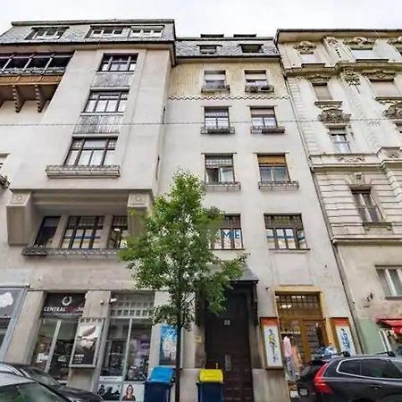 Studio Apartman Budapest Sziveben Exterior photo